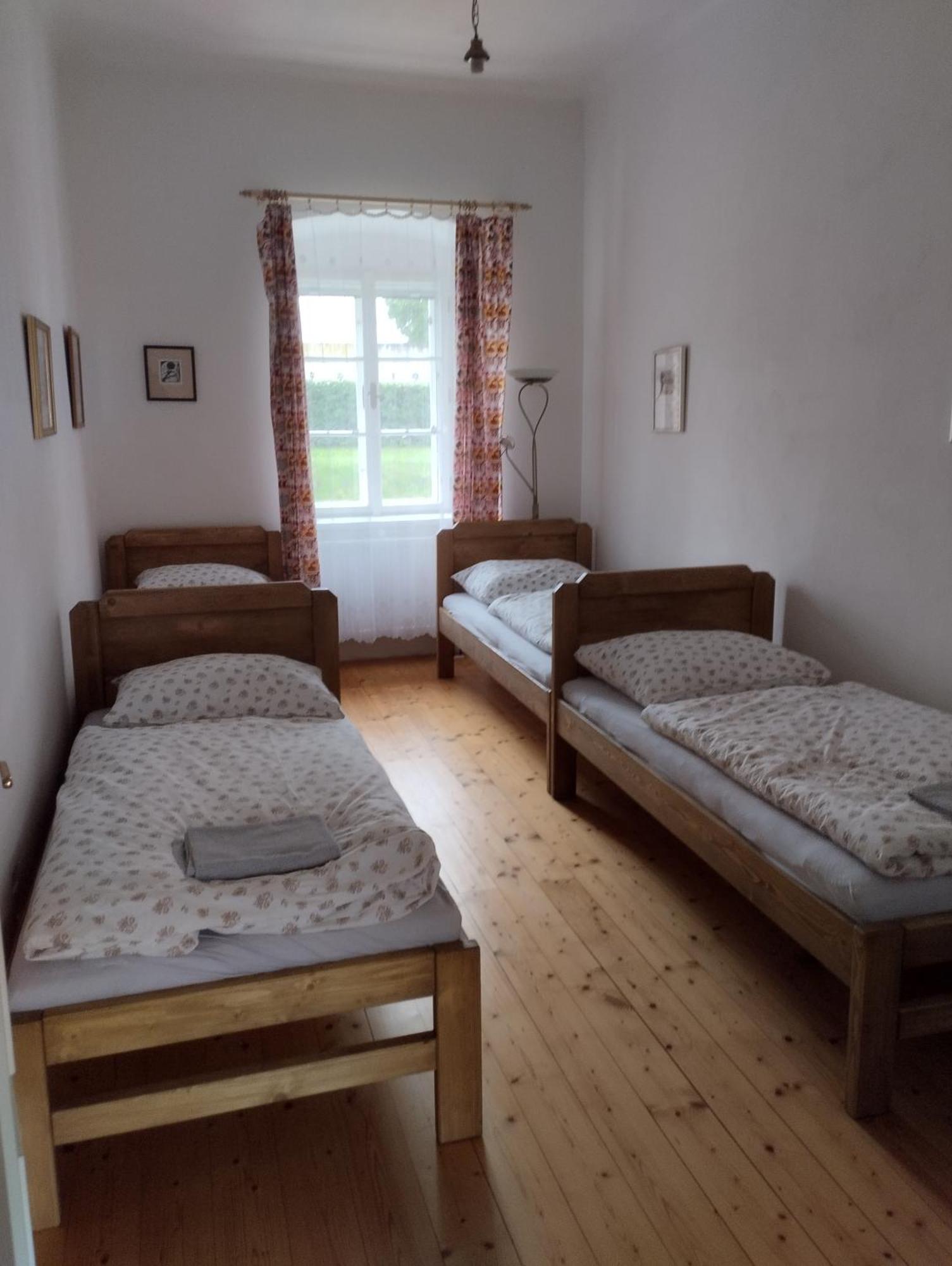 Aparthotel Zámek Dobrohoř Exterior foto