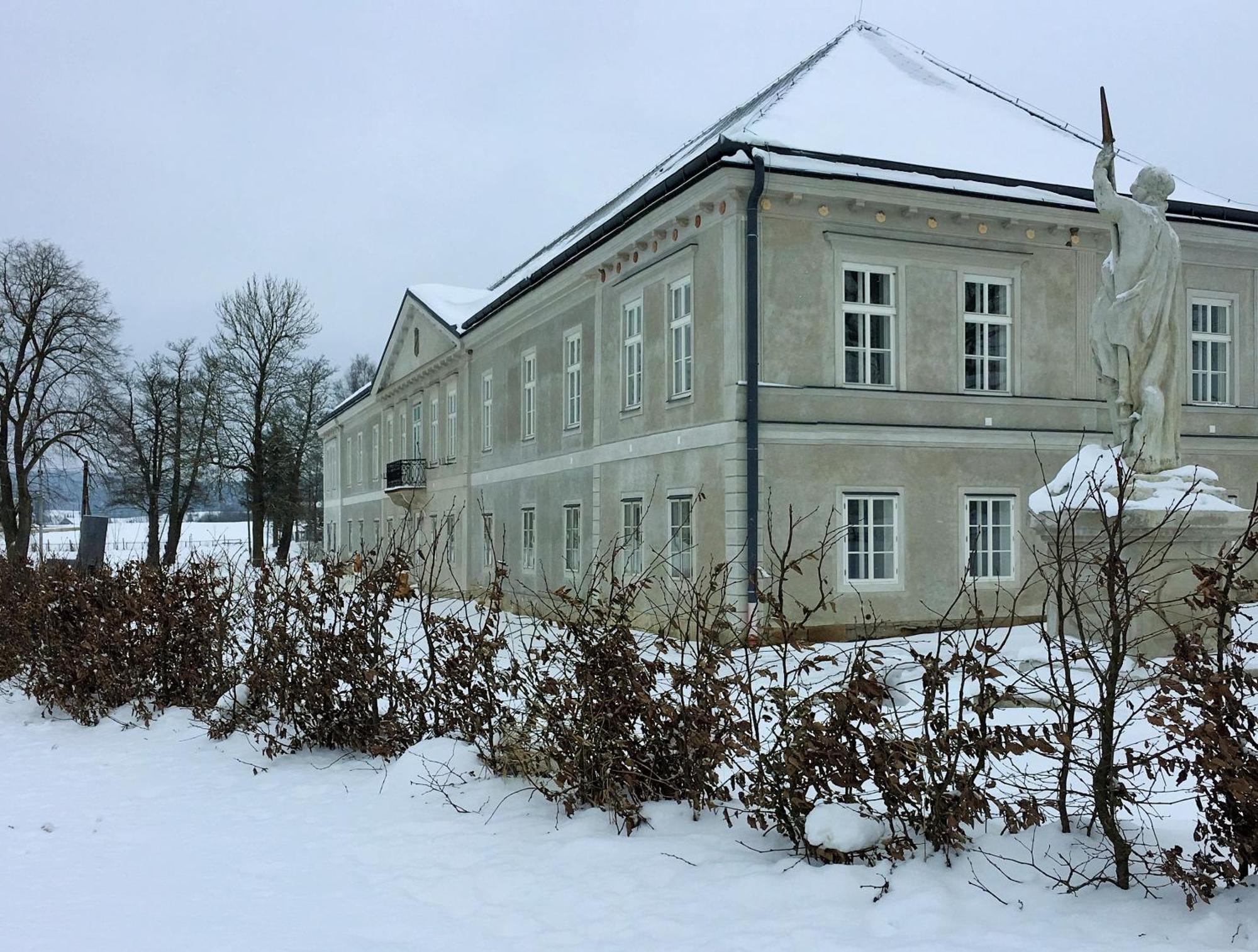 Aparthotel Zámek Dobrohoř Exterior foto